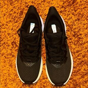 Women's Black Athletic Shoes